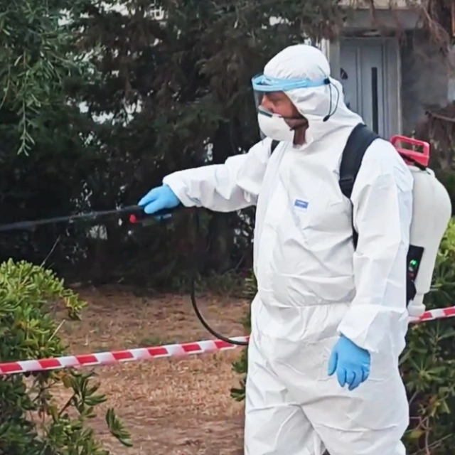 Ιός του Δυτικού Νείλου: Προληπτικοί ψεκασμοί στη Γλυφάδα μετά από επιβεβαιωμένο κρούσμα